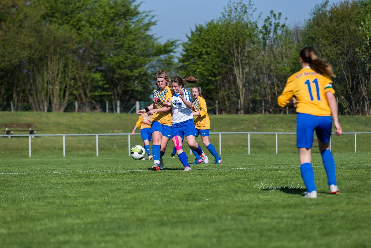 Bild 100 - B-Juniorinnen Bramstedter TS - SSV Hennstedt : Ergebnis: 3:7